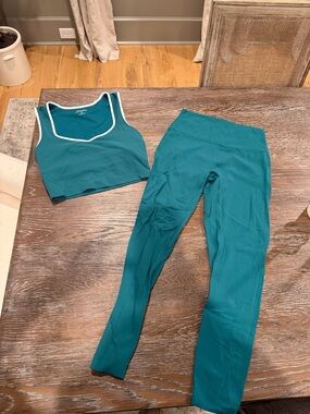 Abercrombie workout set